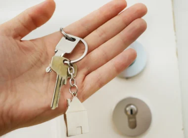 Keys on hand