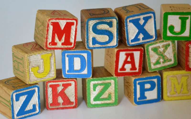 Letter block toy